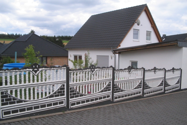 Vorgartenzäune, JB-Betonzaun